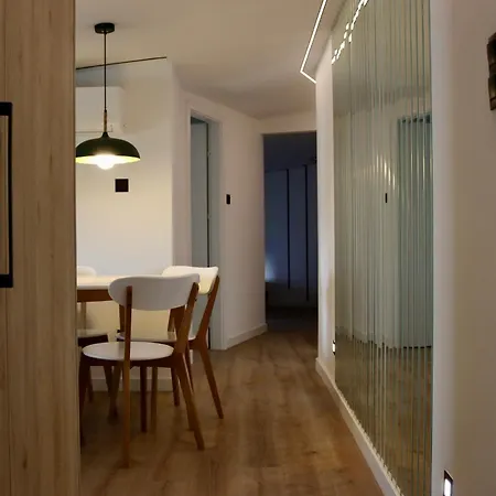 Wolczanska Apartment Lodz