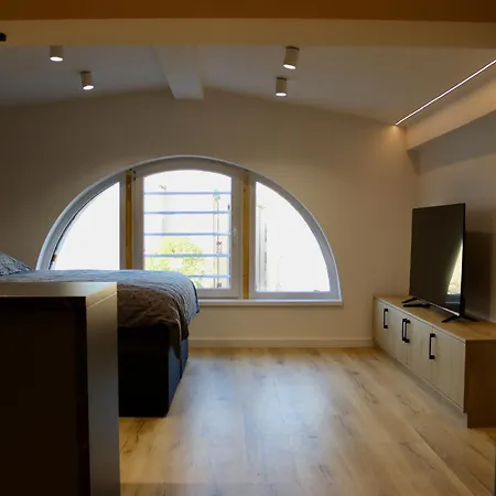 Wolczanska Apartment