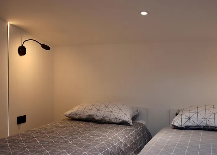 شقة Wolczanska وودج